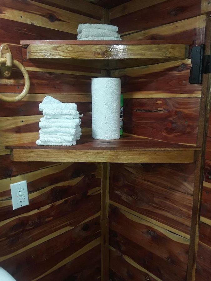 Amish Made Cedar Cabin With A Loft On A Buffalo Farm Close To The Buffalo River Marshall Exterior foto